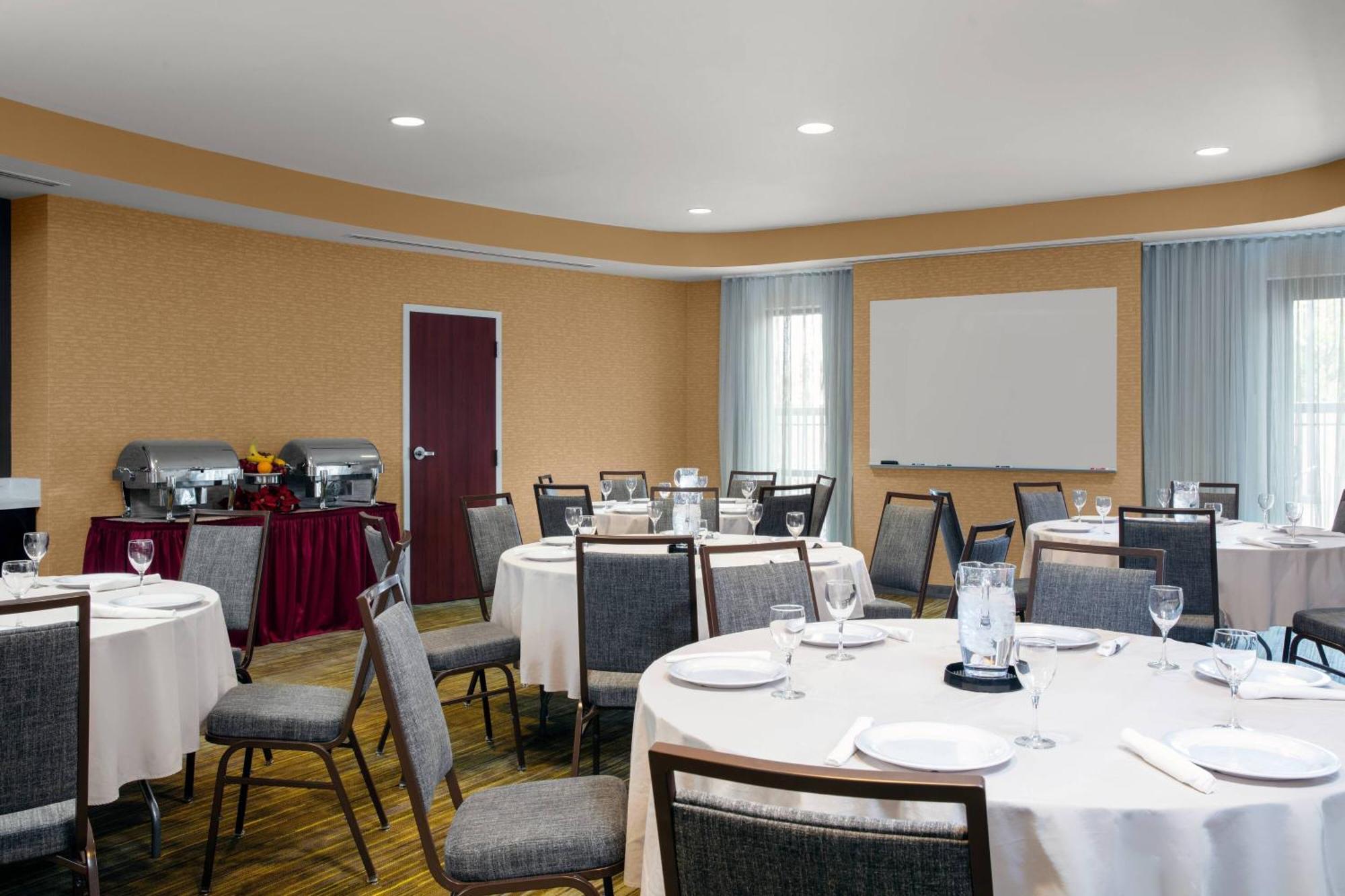 Courtyard By Marriott Jacksonville I-295/East Beltway Eksteriør bilde