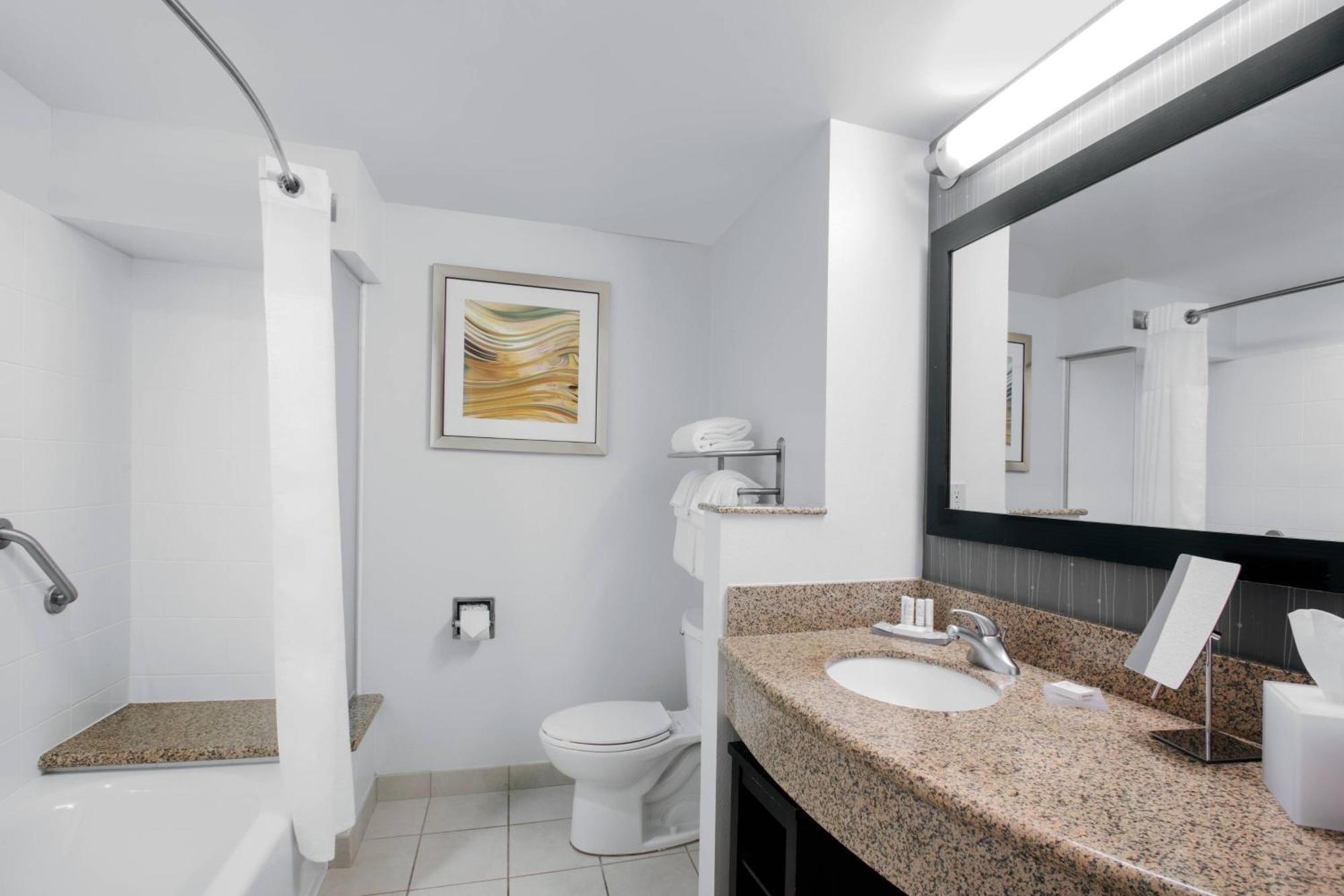 Courtyard By Marriott Jacksonville I-295/East Beltway Eksteriør bilde